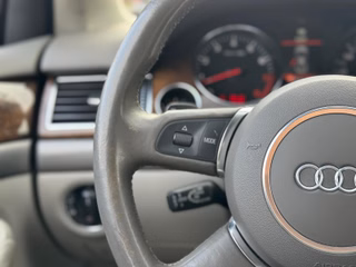 Audi A8 4.2 quattro - foto 25