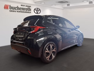 Toyota Yaris Hybrid Teamplayer +Safety- & Comfort Paket - foto 5