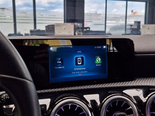 Mercedes-Benz A 180d Limousine Style*8G-DCT*KEYLESS*CARPLAY* - bilder 14