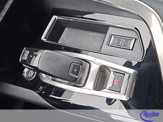 Peugeot 3008 Allure Pack   130 EAT8 AHK Navi ACC Kamera - foto 8
