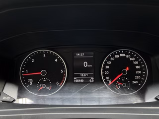 Volkswagen T6 Multivan 2,0 TDI EUd6 AdBlue Trendline KLIMA / PDC / BLUETOOTH /  FWD - foto 16