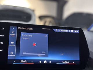 BMW 120 MASSAGE 360KAM HEAD_UP ACC AMBIENTE - bilder 22
