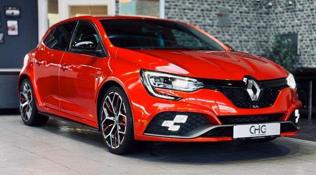 Renault Megane IV 5-trg. R.S. Trophy|SCHALE.|HUD|BOSE|NAVI Gebrauchtwagen Kaufen | EZ 07/2019 | Preis 26.690 €