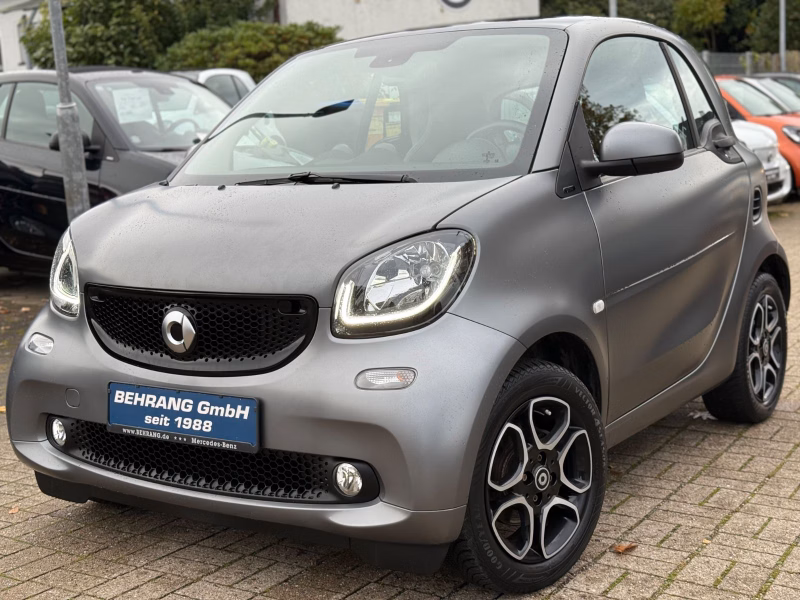 Smart ForTwo PRIME*NAVI*LED&SENSOR*90PS*AUTOMATIK*PANO