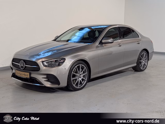 Mercedes-Benz E 200 AMG LED+NAVI+BUR+KAM Used vehicle for sale | First registration 12/2021 | Price 38.999 €