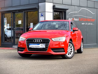 Audi A3 Sportback Attraction Bi-Xenon Navi Bluetooth Used vehicle for sale | First registration 04/2014 | Price 9.990 €