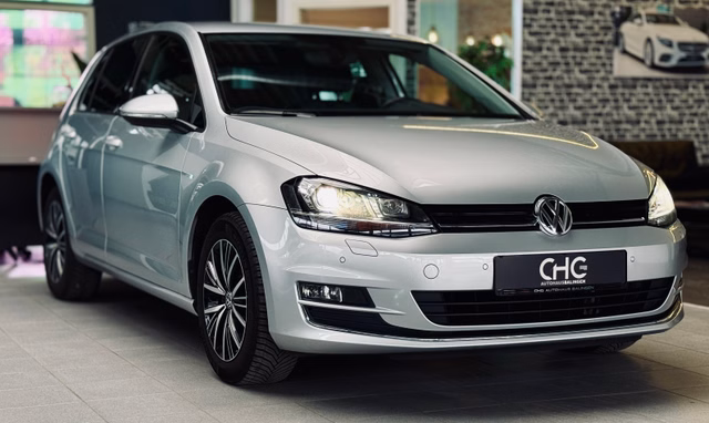 Volkswagen Golf VII Allstar BMT |Kamera|Automatik|Navi|Xenon| Gebrauchtwagen Kaufen | EZ 02/2017 | Preis 16.990 €
