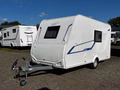 Daumennagel 1 - Caravelair Alba 400 Mod. 2026 1300 KG Shower/Cosy/Safety Heizung