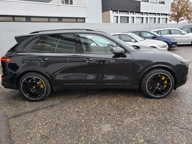 Porsche Cayenne Turbo S VOLL 2 Jahre Approved Garantie