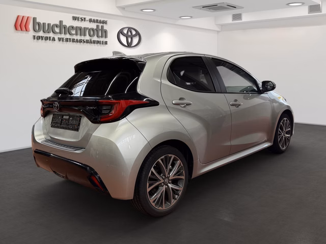 Toyota Yaris Hybrid Style - foto 4