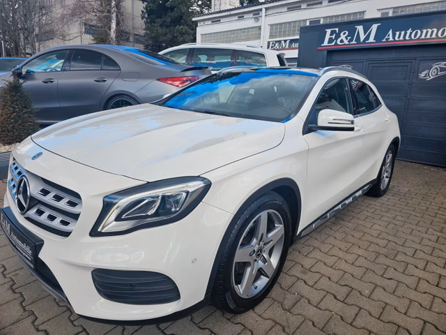 Mercedes-Benz GLA 200 Automatik*AMG LINE*PANO*LED*NAVI*PDC*SHZ - bilder 1