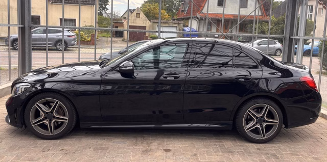Mercedes-Benz C 220 d AMG Line  KAMERA/PANORAMA/NIGHT-PAKET - foto 7