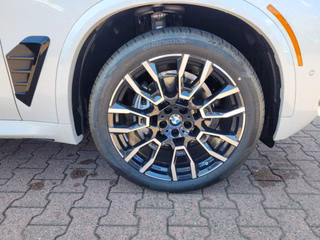 2026 BMW X5 xDrive40i - photo 9