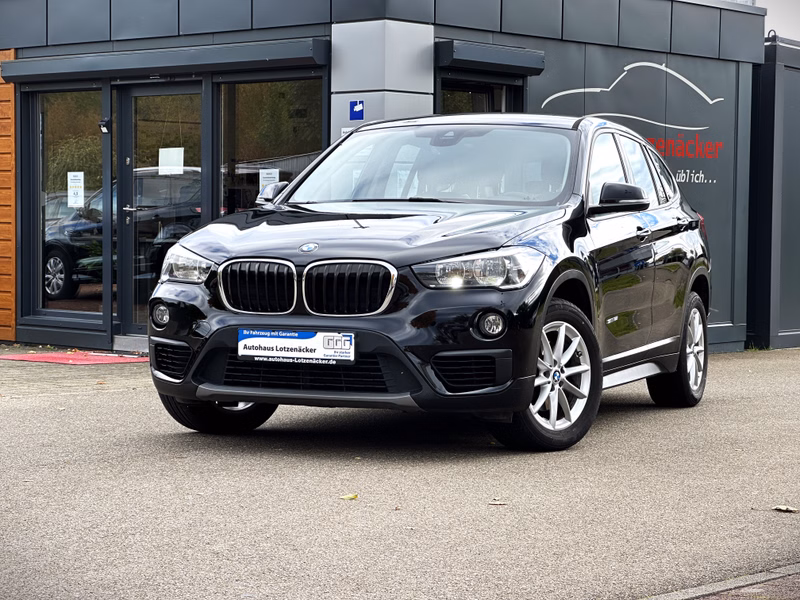 BMW X1 sDrive 18 i 1.Hand AHK SHZ 8-Fach