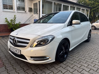 Mercedes-Benz B 180/Navi/ - foto 4