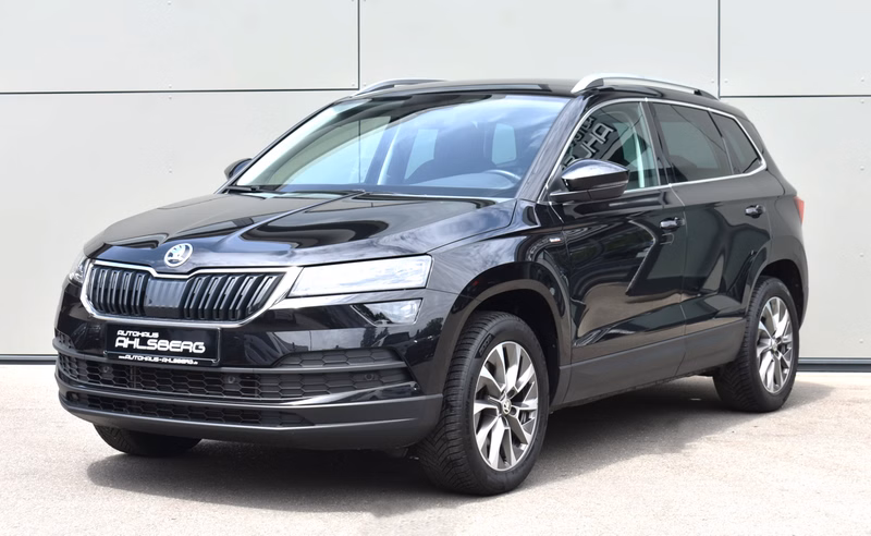 Skoda KAROQ CLEVER 4X4/ ACC/LED/PDC/CAR-PLAY/KEYLESS/AHK