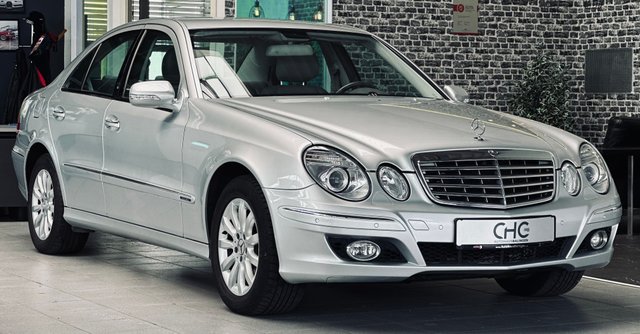 Mercedes-Benz E 350 4Matic |1.HAND|Scheckheft Mercedes| Gebrauchtwagen Kaufen | EZ 05/2007 | Preis 9.990 €