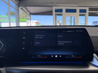 BMW X1 sDrive 18 i M Sport Autom., LED Navi Kamera Pano H/K Sound - bilder 24