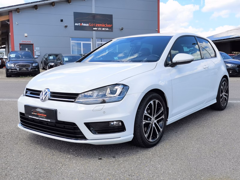 Volkswagen Golf VII 1.4 TSI R-LINE/BI-XENON/NAVI/DYNAUDIO/TEMP/SHZ