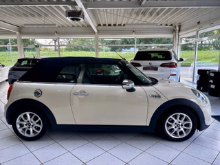 MINI Cooper S Cabrio Aut. Navi Komfortzugang PDC SHZ - photo 9