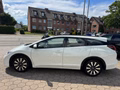 Daumennagel 7 - Honda Civic Tourer 1,6 i-DTEC Elegance Rückfahrkamera Klima