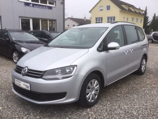 Volkswagen Sharan*NAVI*KLIMAAUTOMAT*NEU S.KETTE S & W REIFEN TOP ZUSTAND