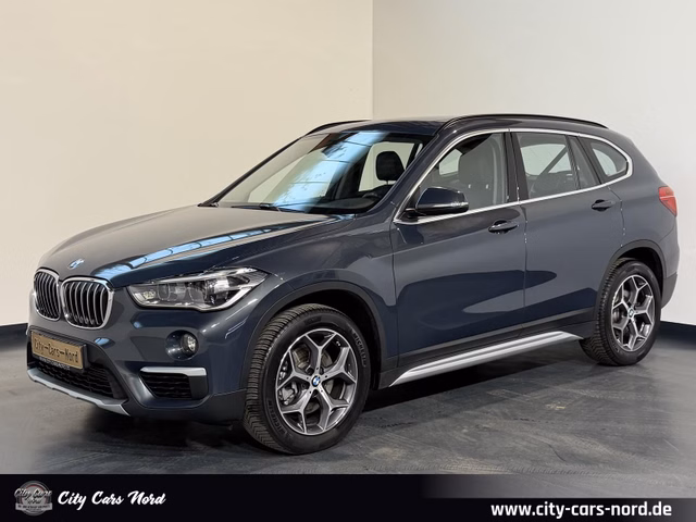 BMW X1 sDrive 20 i xLine PANORAMA+AHK+KAM+SPORTSITZE - foto 1