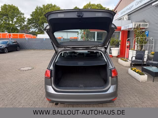 Volkswagen Golf VII Variant*2.HAND*BI-XENON*KLIMA*NAVI*TEMP - bilder 8
