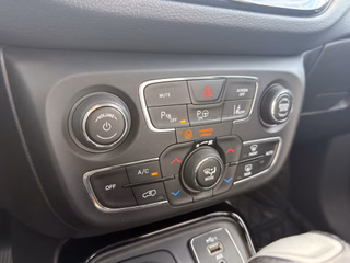 Jeep Compass 1.4 Limited 4WD AUTOMATIK / NAVI / AHK / ACC - foto 8