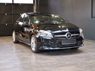 Mercedes-Benz A 180 BlueEfficiency Style Edition - photo 1